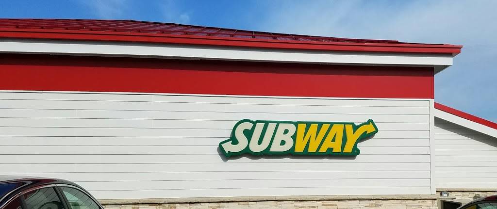 Subway Restaurants | restaurant | 300 W Sandusky St, Fredericktown, OH 43019, USA | 7406946680 OR +1 740-694-6680