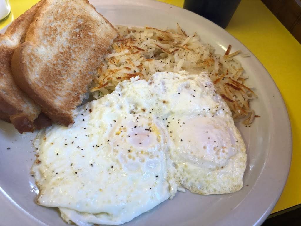 Farm House Cafe | restaurant | 409 US-71, Clarissa, MN 56440, USA | 2187562266 OR +1 218-756-2266