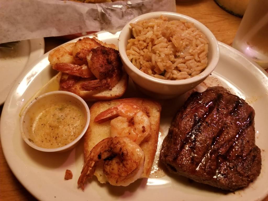 Texas Roadhouse | restaurant | 2536 W, I-20, Grand Prairie, TX 75052, USA | 9722060860 OR +1 972-206-0860