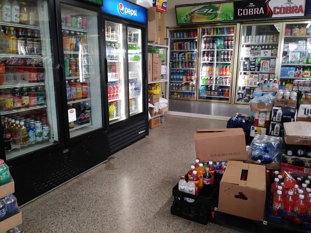 DT Hot Food & Grocery | restaurant | 5708 Veterans Blvd, Pascagoula, MS 39581, USA | 2287696701 OR +1 228-769-6701