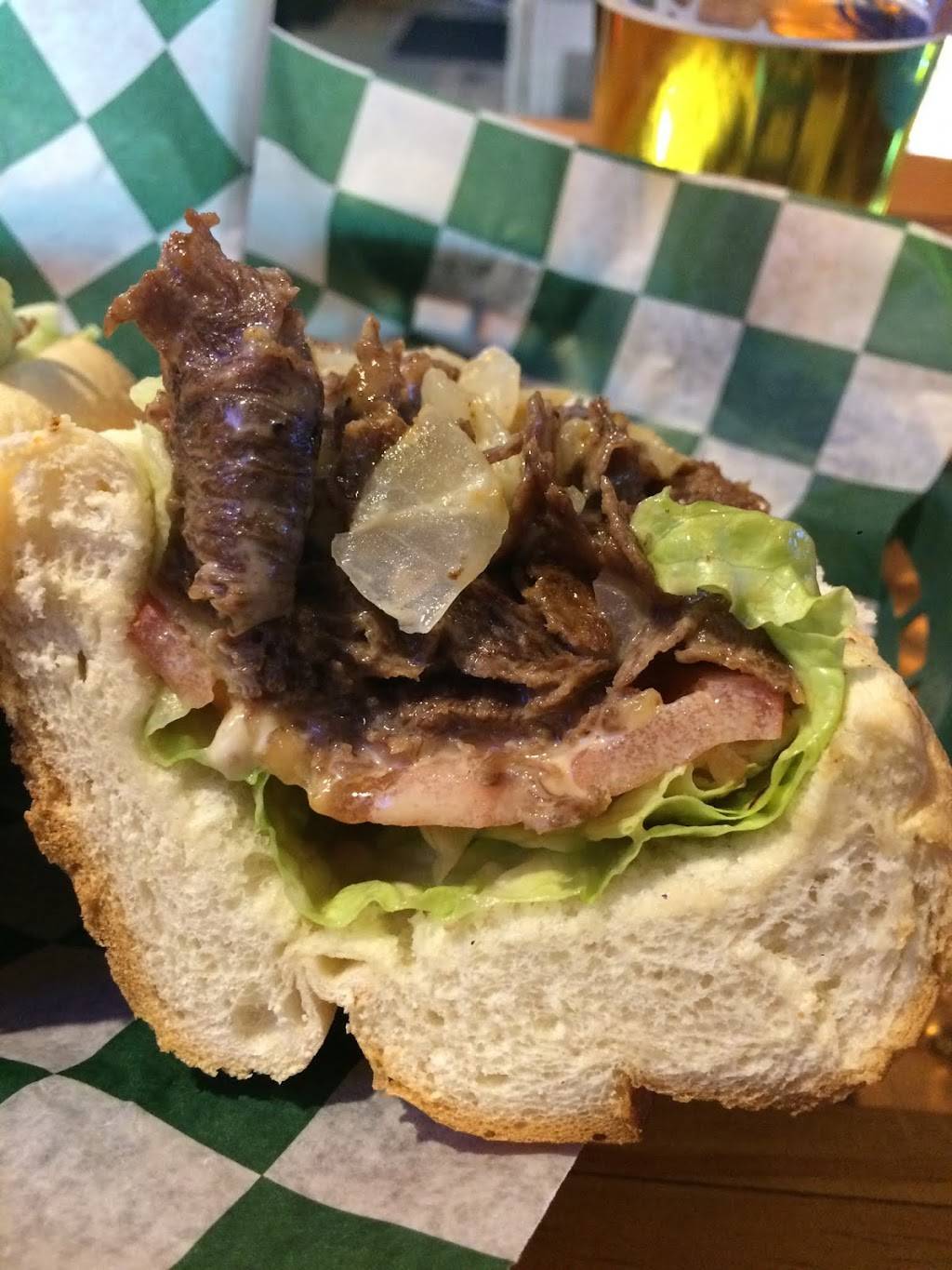 Maggie Mays Campus Pub | restaurant | 951 E 14th St, Chester, PA 19013, USA | 6104900104 OR +1 610-490-0104