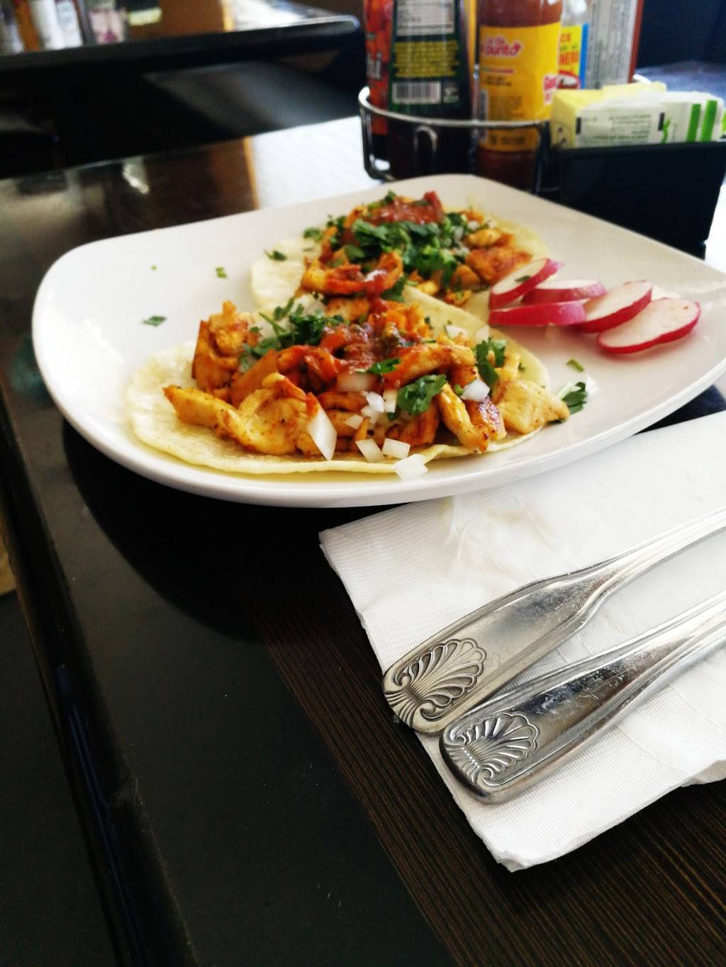 El Nopal | restaurant | 530 N East St, Anaheim, CA 92805, USA | 7149911732 OR +1 714-991-1732