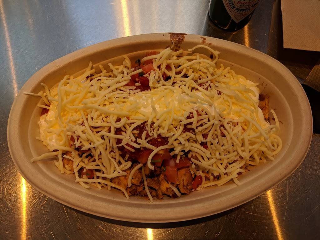 Chipotle Mexican Grill | restaurant | 233 W Lake St, Chicago, IL 60606, USA | 3122636230 OR +1 312-263-6230