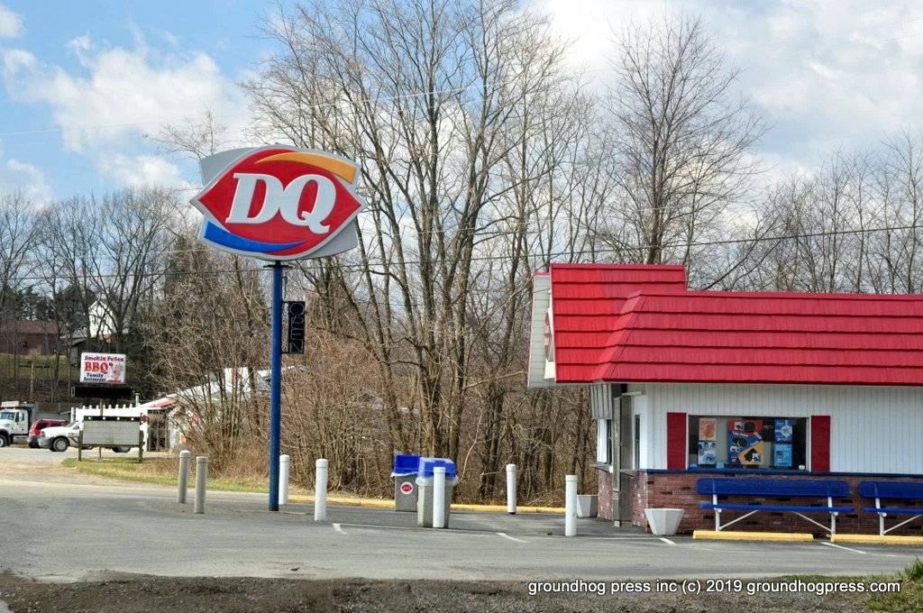 Dairy Queen Store | restaurant | 20521 US-119, Punxsutawney, PA 15767, USA | 8149384570 OR +1 814-938-4570