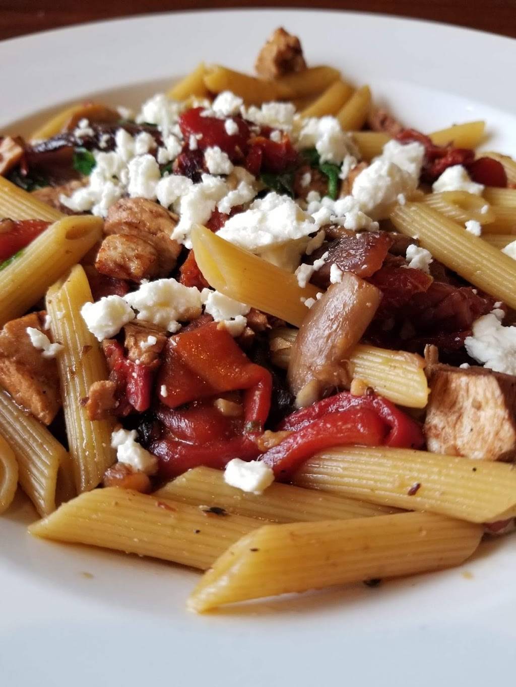 Pickles N Pints | restaurant | 36200 Euclid Ave, Willoughby, OH 44094, USA | 4409467468 OR +1 440-946-7468