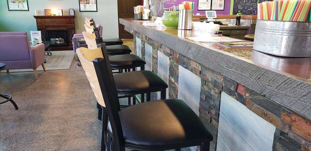 Nutrition Revolution | restaurant | 611 56th St, Kenosha, WI 53140, USA | 2627642985 OR +1 262-764-2985