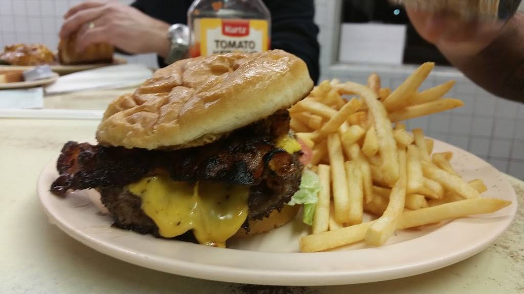 Eat-Rite Diner | restaurant | 1028, 622 Chouteau Ave, St. Louis, MO 63102, USA | 3146219621 OR +1 314-621-9621