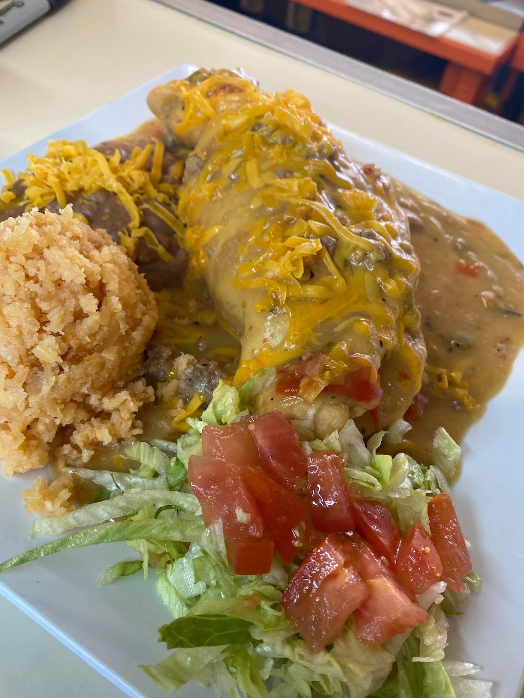 Mauro’s Restaurant | restaurant | 2104 N Norwood Ave, Pueblo, CO 81001, USA | 7195420886 OR +1 719-542-0886