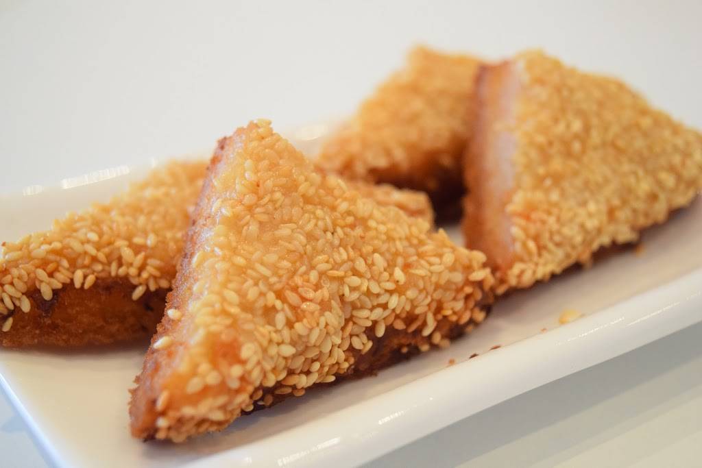 Soupe & Roll | restaurant | 5865 Rue Hochelaga, Montréal, QC H1N 1X2, Canada | 5142510808 OR +1 514-251-0808