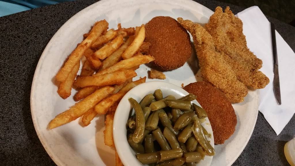 Back Street Cafe | restaurant | 106 E Borden St, Sinton, TX 78387, USA | 3613642445 OR +1 361-364-2445