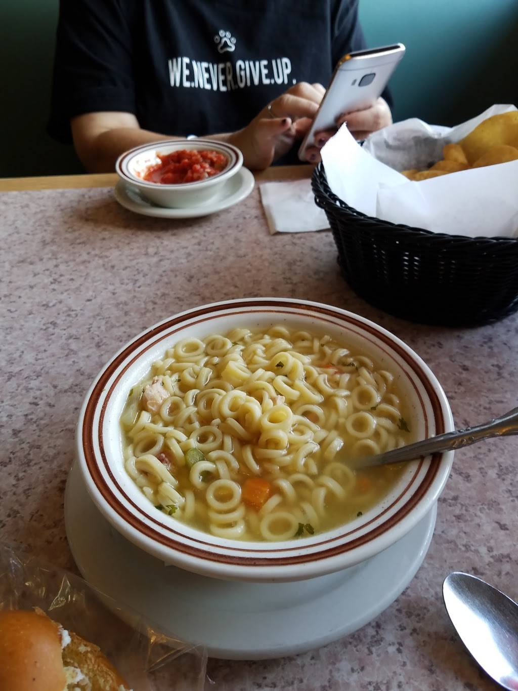 Sherwood Oaks | restaurant | 1571 N Division St, Morris, IL 60450, USA | 8159410427 OR +1 815-941-0427