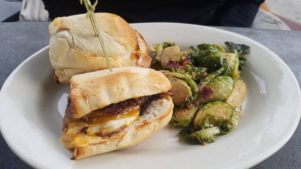 Stone Mad Pub | restaurant | 1306 W 65th St, Cleveland, OH 44102, USA | 2162816500 OR +1 216-281-6500