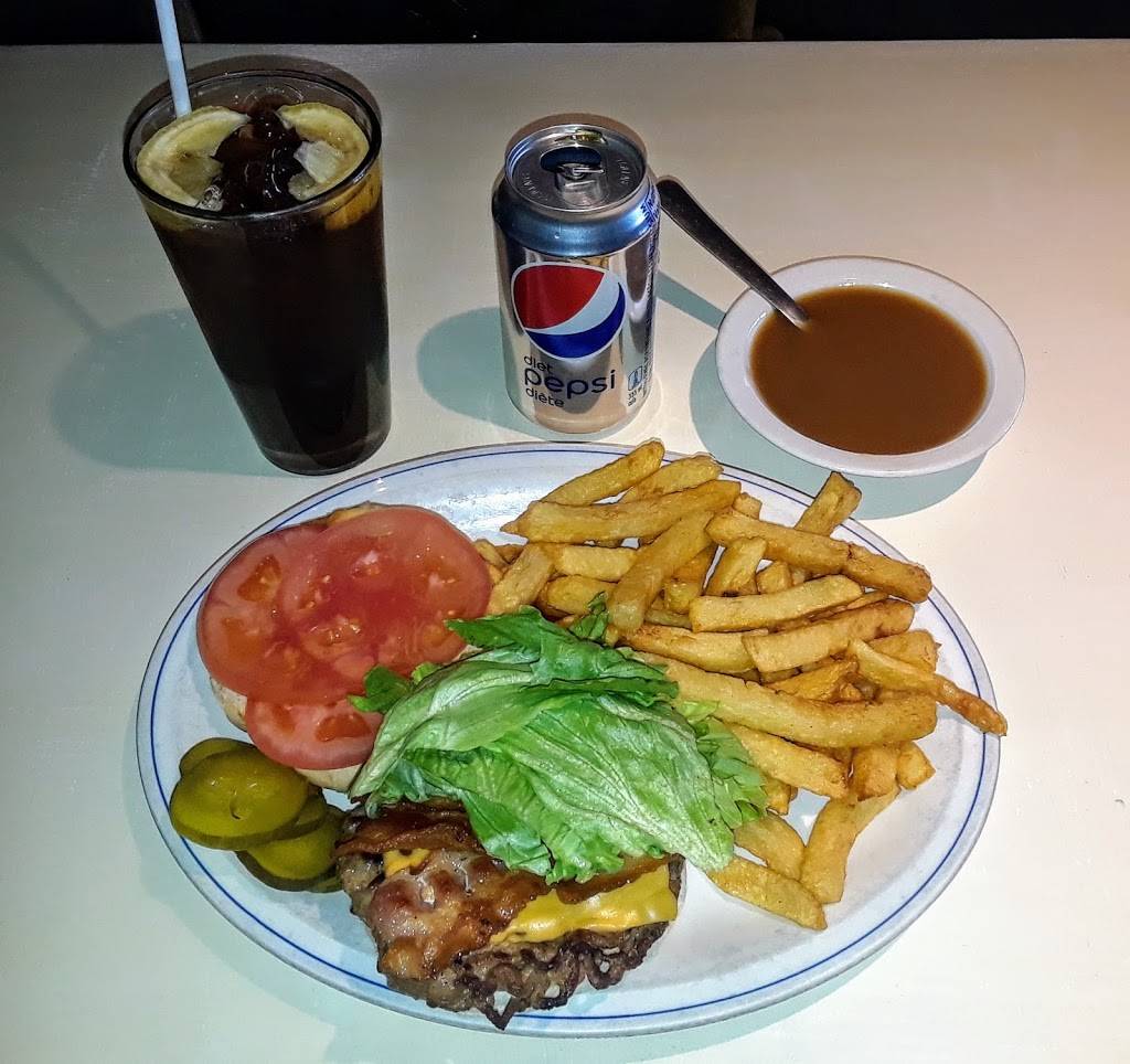 Golden Pizza | restaurant | 2360 Danforth Ave, Toronto, ON M4C 1K7, Canada | 4164257717 OR +1 416-425-7717