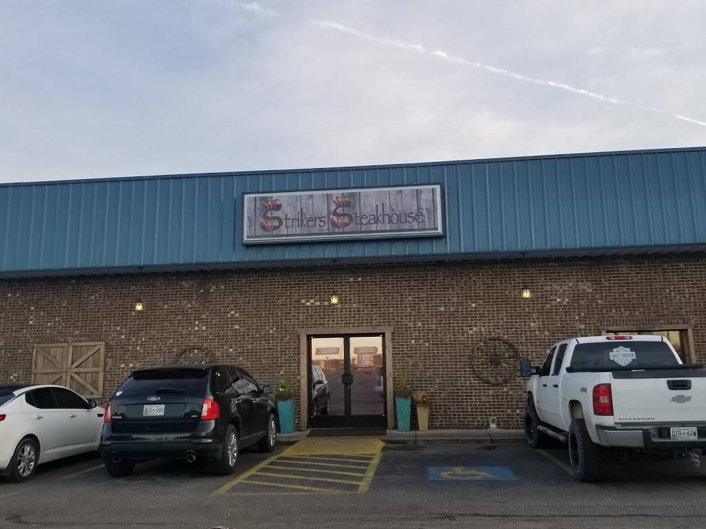 Strikers Steakhouse | restaurant | 321 Crews St, Lawrenceburg, TN 38464, USA | 9312447457 OR +1 931-244-7457