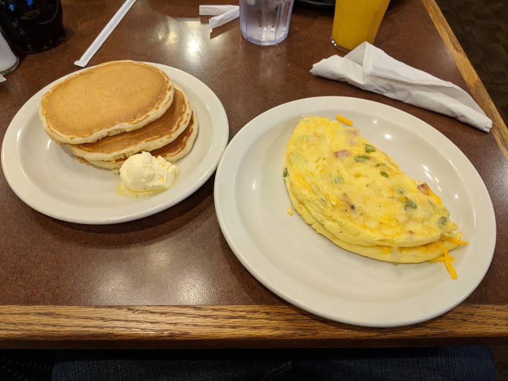 Tex & Shirleys | restaurant | 1720 Battleground Ave, Greensboro, NC 27408, USA | 3368824005 OR +1 336-882-4005