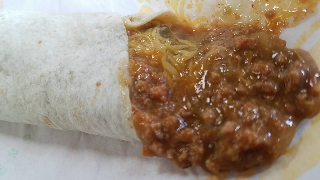 Del Taco | meal takeaway | 36164 Hidden Springs Rd, Wildomar, CA 92595, USA | 9516093581 OR +1 951-609-3581