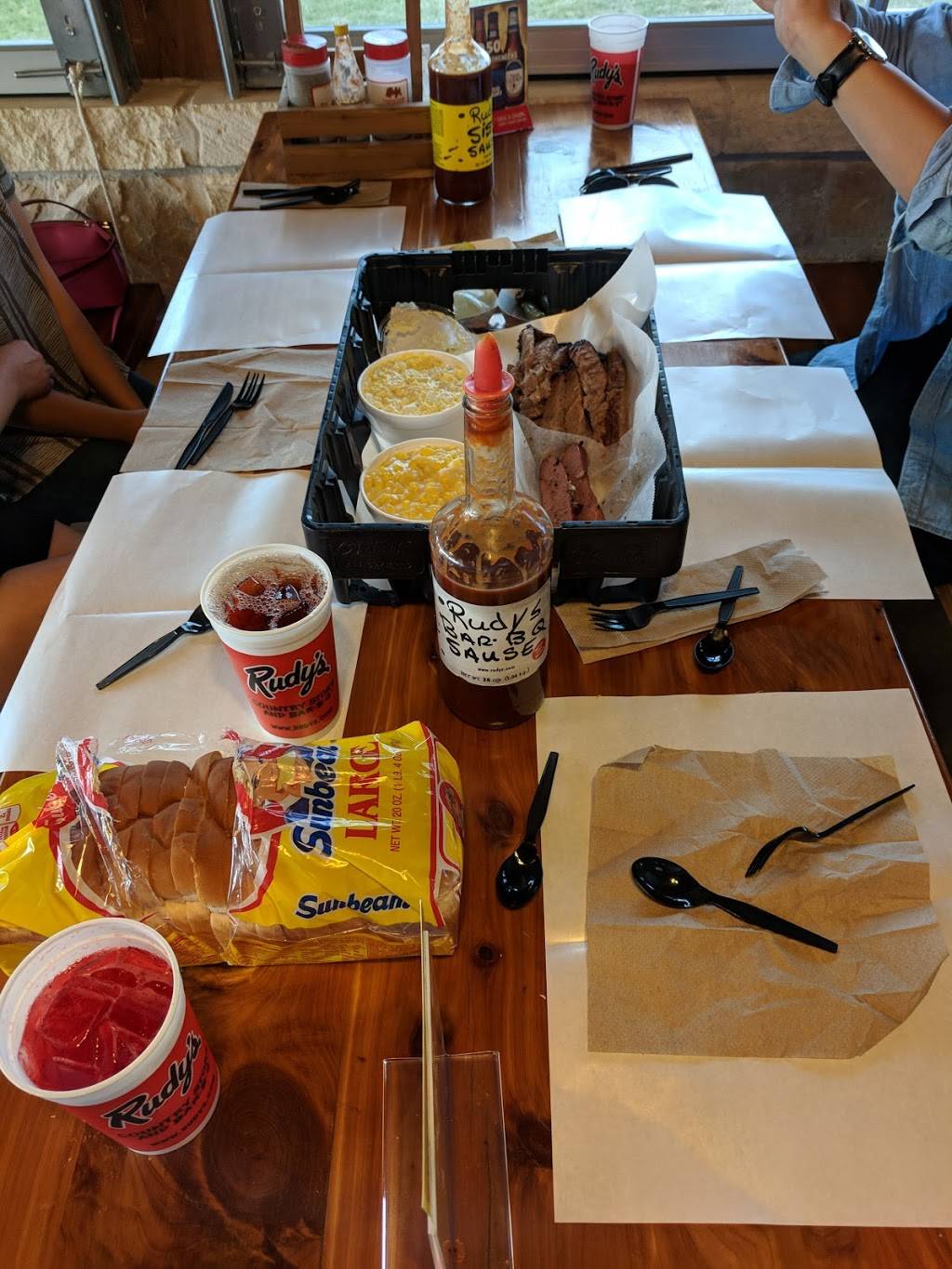 Rudys "Country Store" and Bar-B-Q | restaurant | 6800 N Fwy Service Rd E, Fort Worth, TX 76137, USA | 6827037043 OR +1 682-703-7043