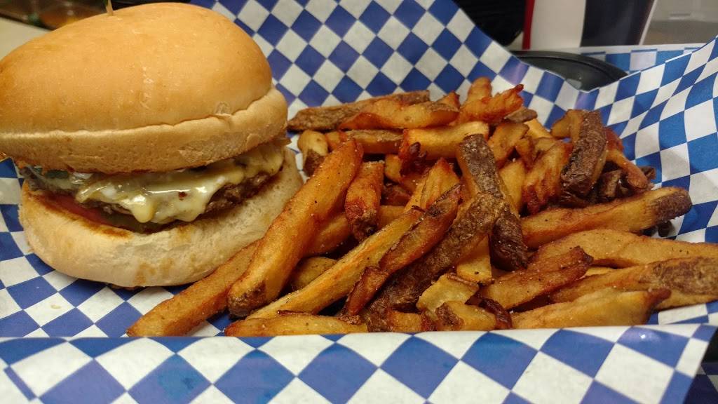 Burger Style Cafe | restaurant | 1200 E Davis St, Mesquite, TX 75149, USA | 9723296000 OR +1 972-329-6000