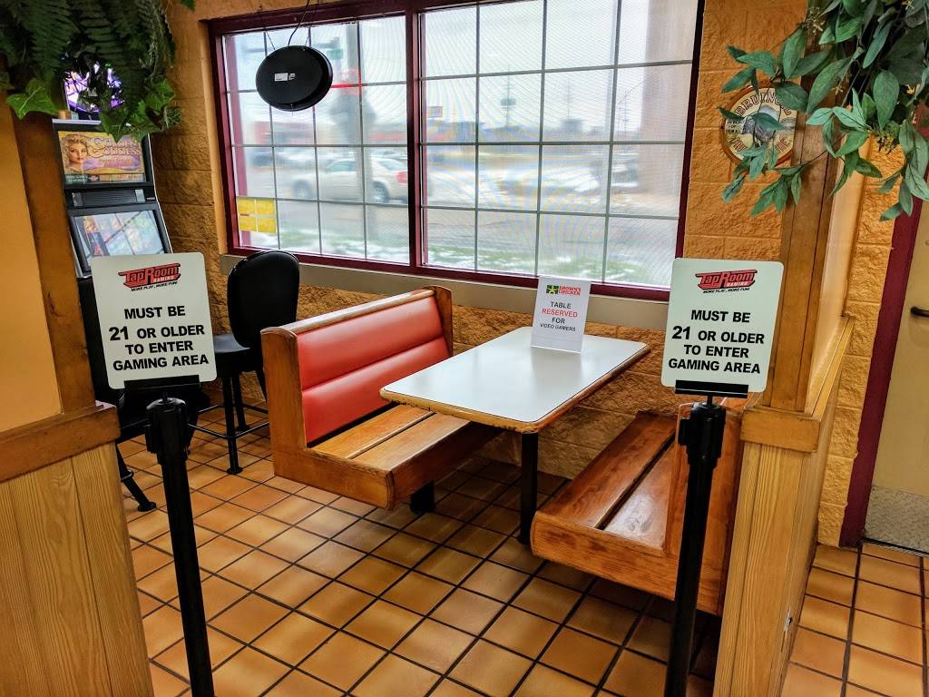 Browns Chicken | restaurant | 1500 W North Ave, Melrose Park, IL 60160, USA | 7083453101 OR +1 708-345-3101