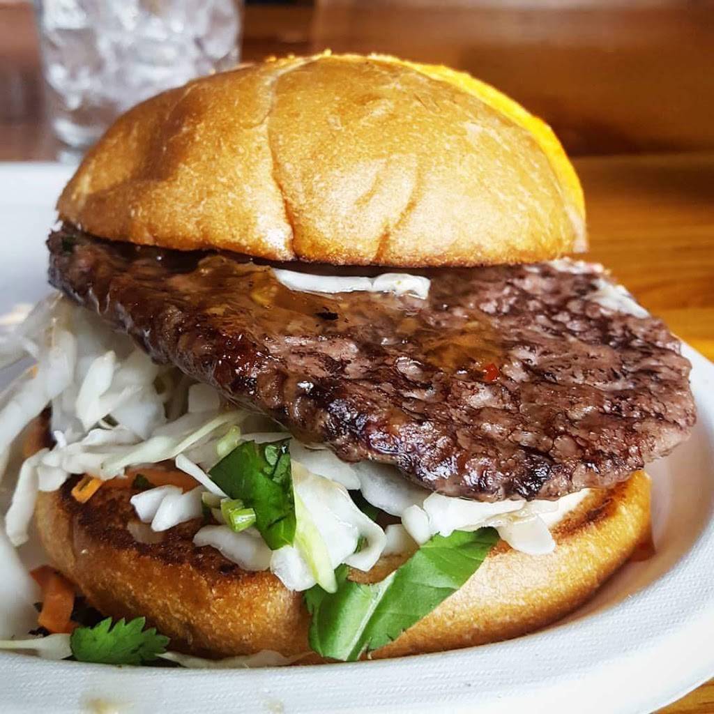 Migration Brewing - Glisan | restaurant | 2828 NE Glisan St, Portland, OR 97232, USA | 5032065221 OR +1 503-206-5221