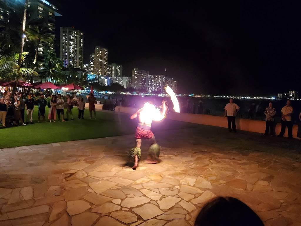 Ahaaina Luau | restaurant | 2259 Kalakaua Ave, Honolulu, HI 96815, USA | 8089237311 OR +1 808-923-7311