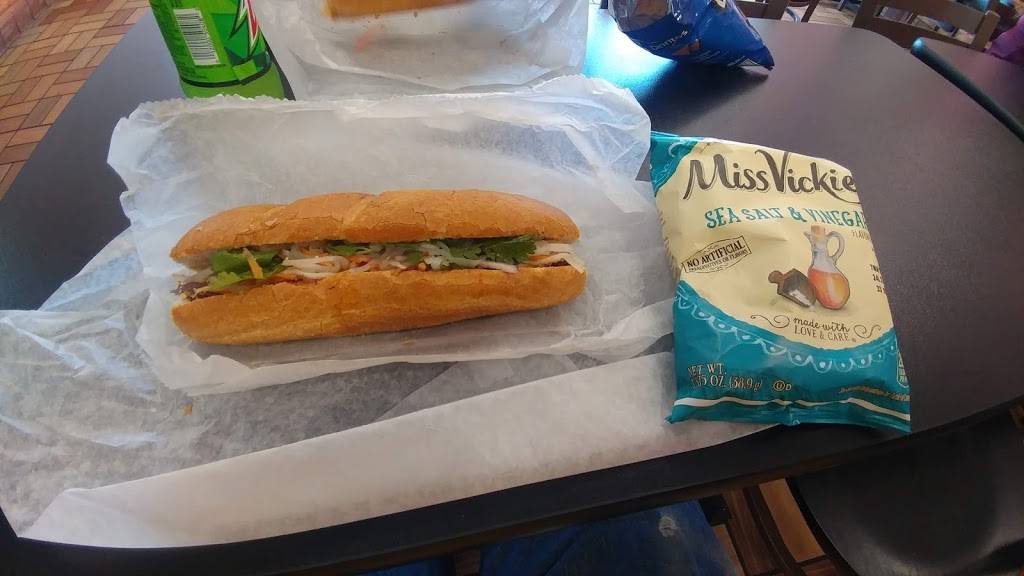 Ba’get | restaurant | 1713 W Kirby Ave, Champaign, IL 61821, USA | 2176937961 OR +1 217-693-7961