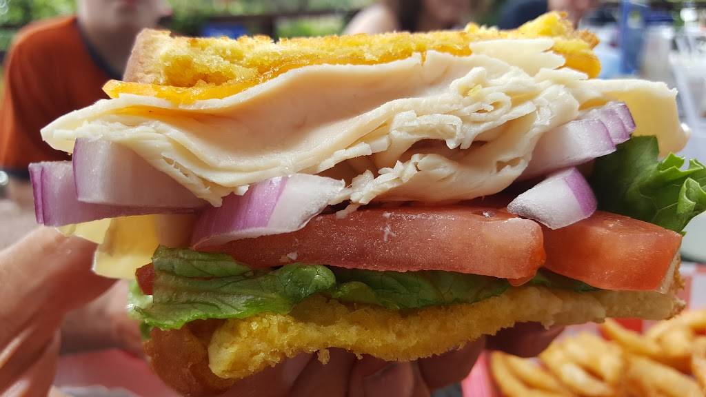 Up the Creek Pub & Grill | restaurant | 18 Simmons Rd, Hilton Head Island, SC 29926, USA | 8436813625 OR +1 843-681-3625