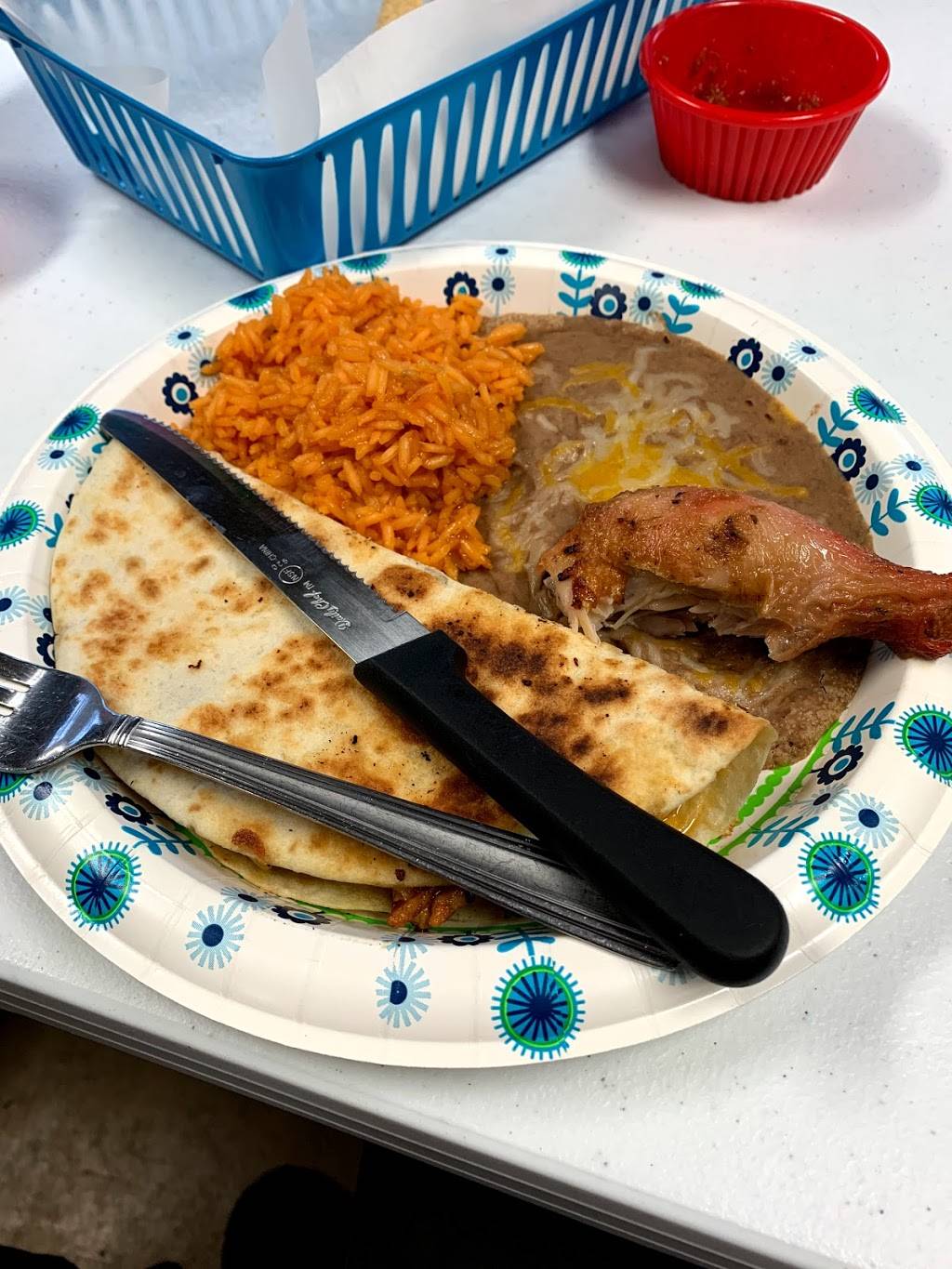 Arturos Pollo | restaurant | 161 County Rd 35400, Sumner, TX 75486, USA | 9037392999 OR +1 903-739-2999