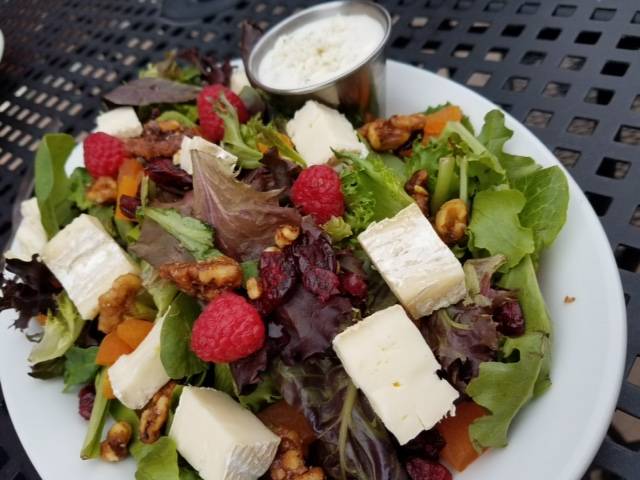 Griffin Tavern | restaurant | 5062 S Syracuse St, Denver, CO 80237, USA | 7204824038 OR +1 720-482-4038