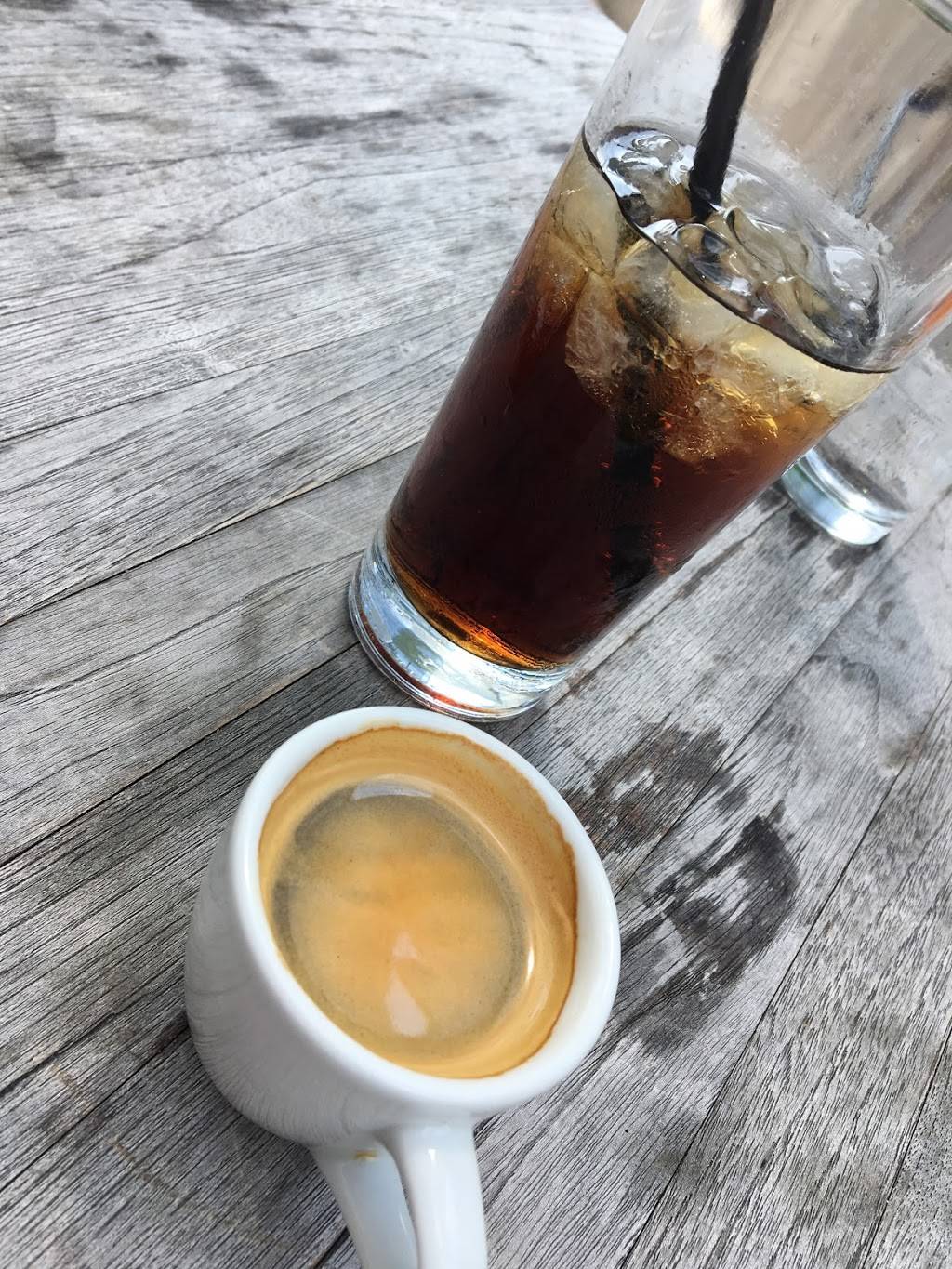 Canopy Bar by Hilton | restaurant | 975 7th St SW, Washington, DC 20024, USA | 2024882500 OR +1 202-488-2500