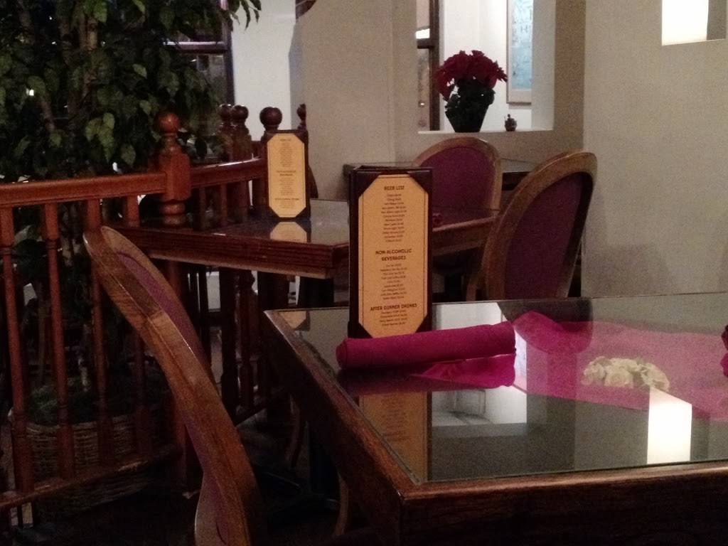 Tanad Thai Cuisine | restaurant | 4912 Wisconsin Ave NW, Washington, DC 20016, USA | 2029660616 OR +1 202-966-0616