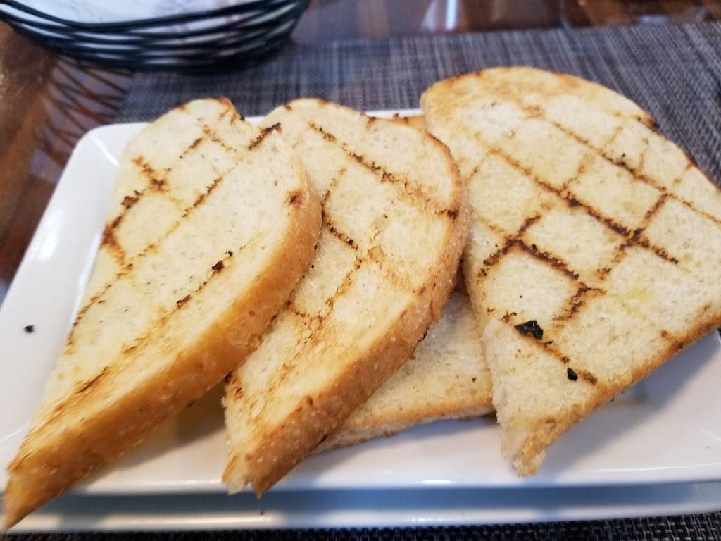 Epic Smokehouse | restaurant | 1330 S Fern St, Arlington, VA 22202, USA | 5713194001 OR +1 571-319-4001