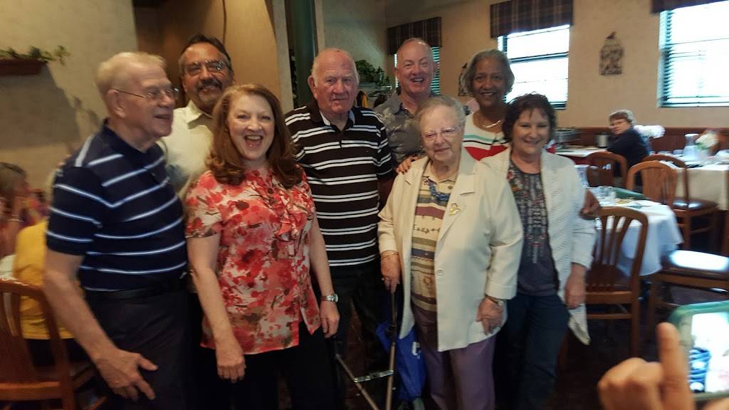 Lubys Pub & Steakhouse | restaurant | 6657 South St, Tinley Park, IL 60477, USA | 7086338240 OR +1 708-633-8240