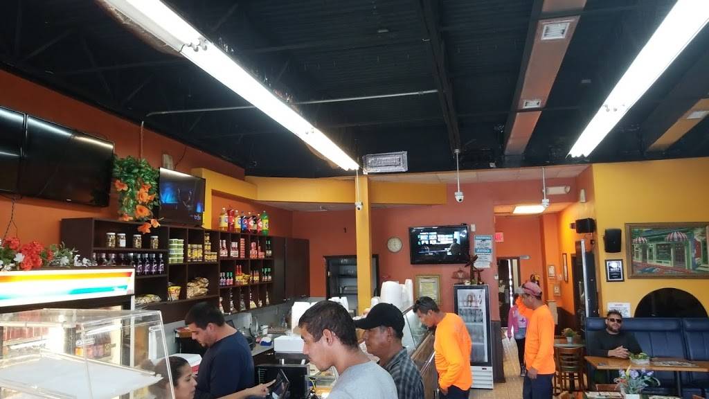 La Hormiga De Oro | restaurant | 18530 NW 67th Ave, Hialeah, FL 33015, USA | 3058193018 OR +1 305-819-3018