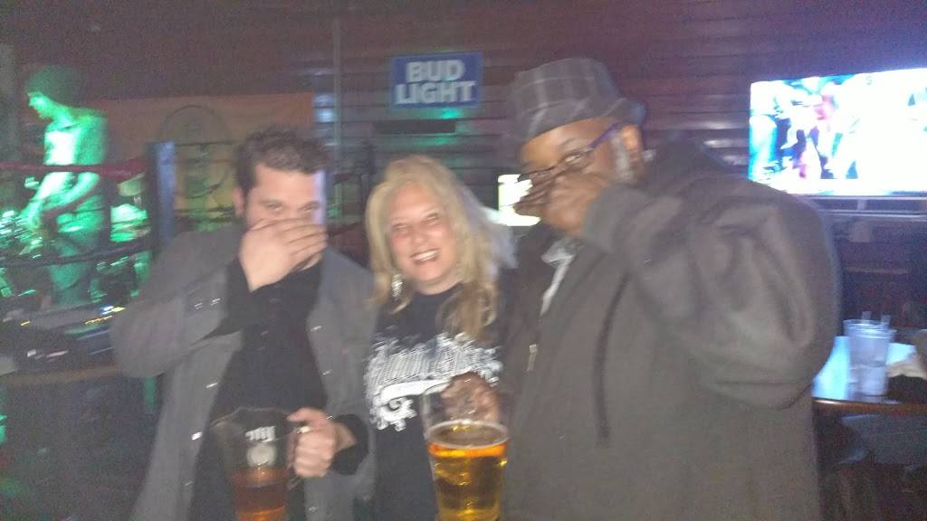 Pauls Oasis | restaurant | 8021 Kingston Pike, Knoxville, TN 37919, USA | 8656909388 OR +1 865-690-9388