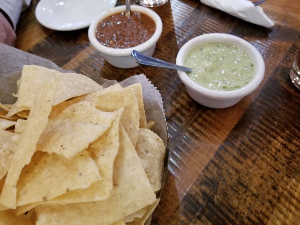 Betos Grill | restaurant | 2711 Riley Fuzzel Rd, Spring, TX 77386, USA | 2815280039 OR +1 281-528-0039