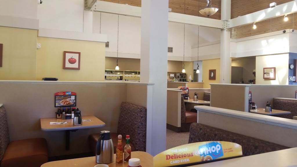 IHOP | restaurant | 746 Taylorville Rd, Grass Valley, CA 95949, USA | 5302727928 OR +1 530-272-7928