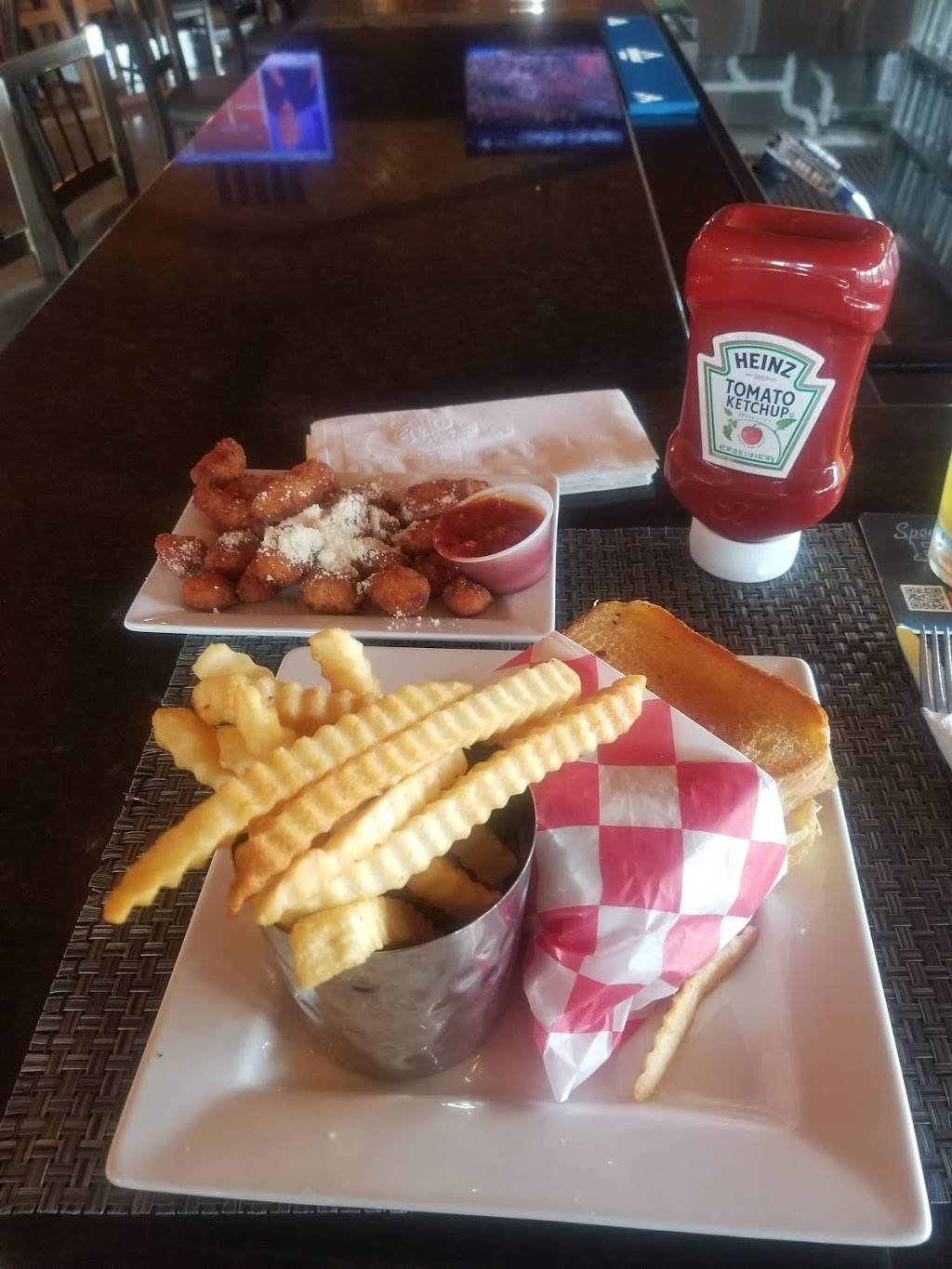 Pogos Harbor Inn | restaurant | 7194 County Rd T, Gordon, WI 54838, USA | 7154662836 OR +1 715-466-2836