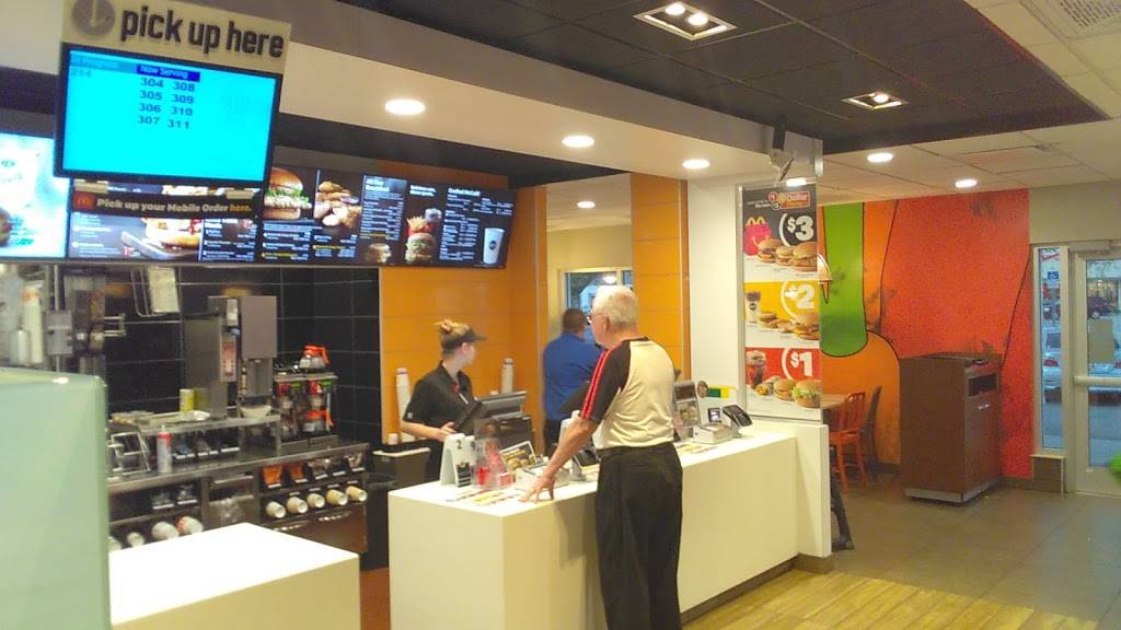 McDonalds | cafe | 3232 Tamiami Trail, Port Charlotte, FL 33952, USA | 9416246199 OR +1 941-624-6199