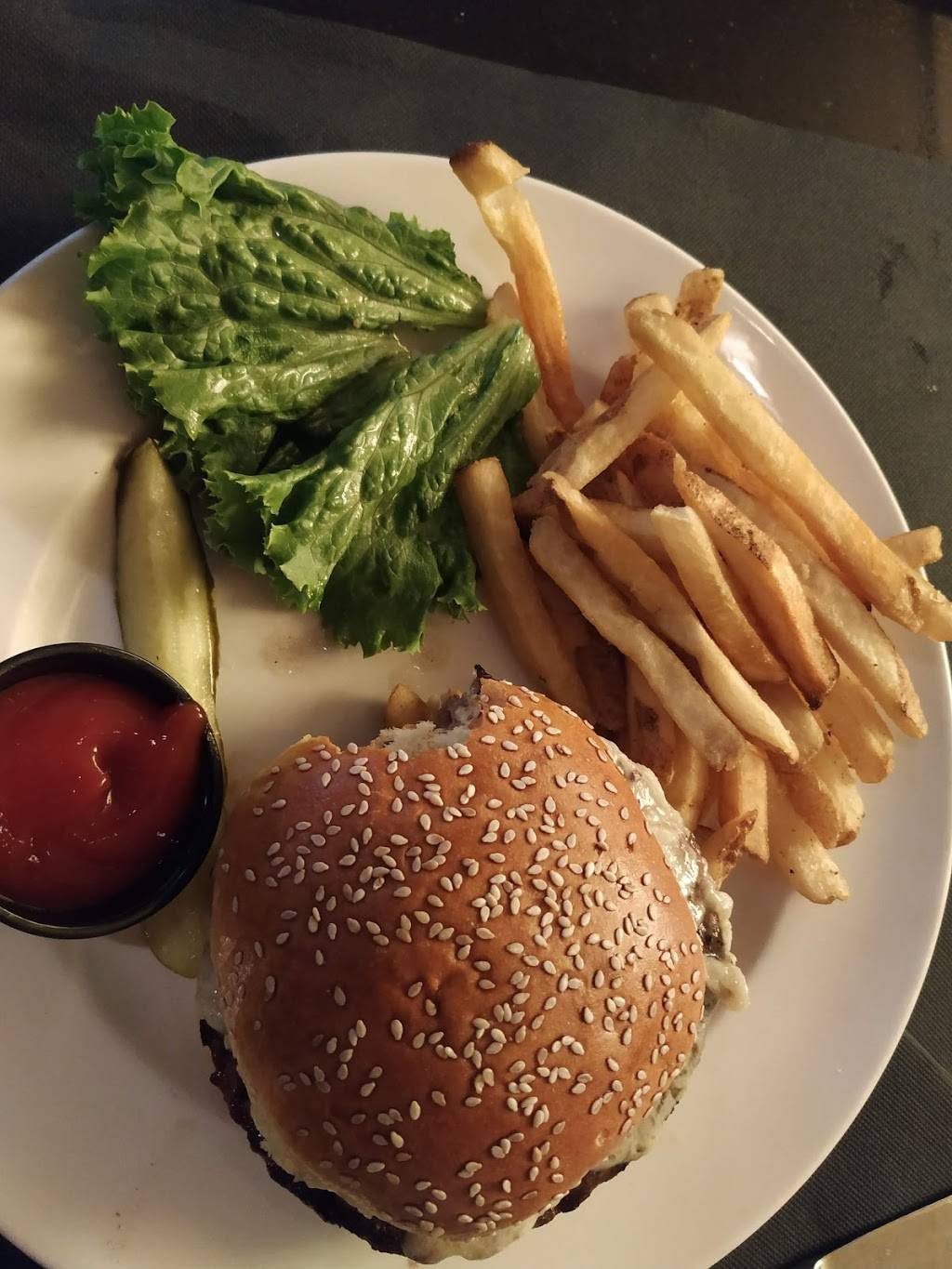 Palm | restaurant | Central Terminal Area, Jamaica, NY 11430, USA | 7187514798 OR +1 718-751-4798