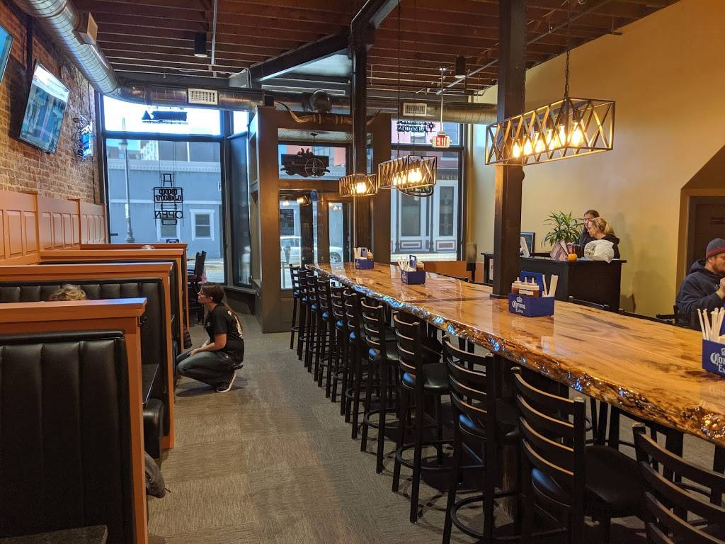 Boxer Barbeque | restaurant | 513 S Main St, Council Bluffs, IA 51503, USA | 7123254227 OR +1 712-325-4227