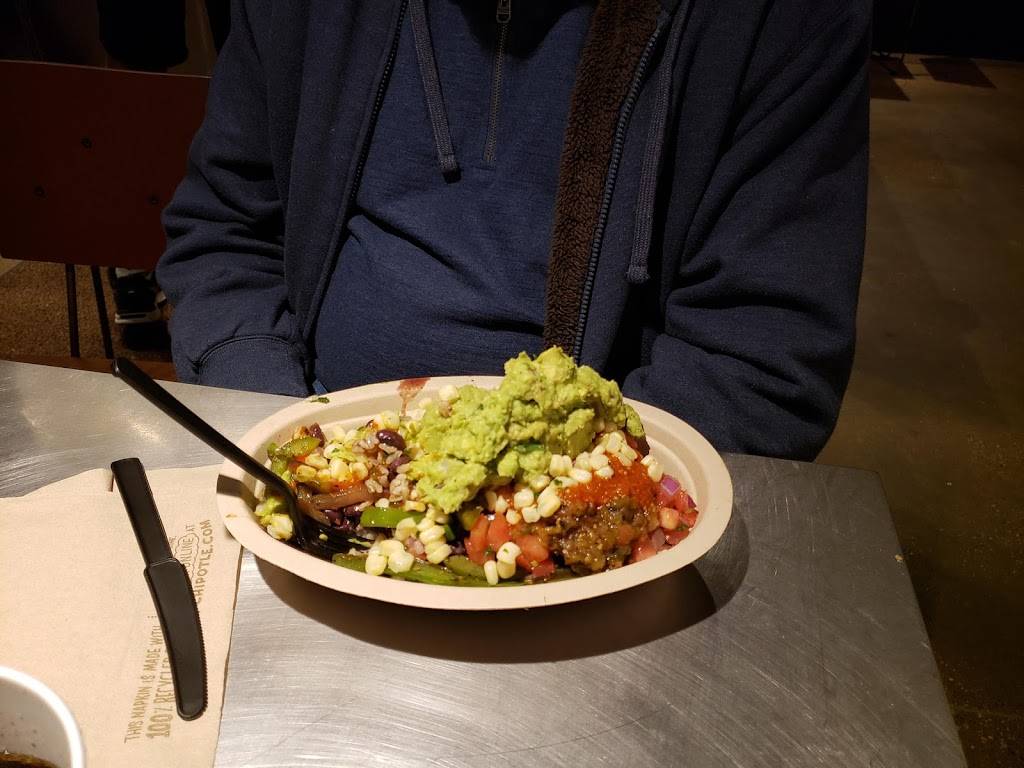 Chipotle Mexican Grill | restaurant | 6111 Custer Rd #100, Frisco, TX 75035, USA | 4698546471 OR +1 469-854-6471