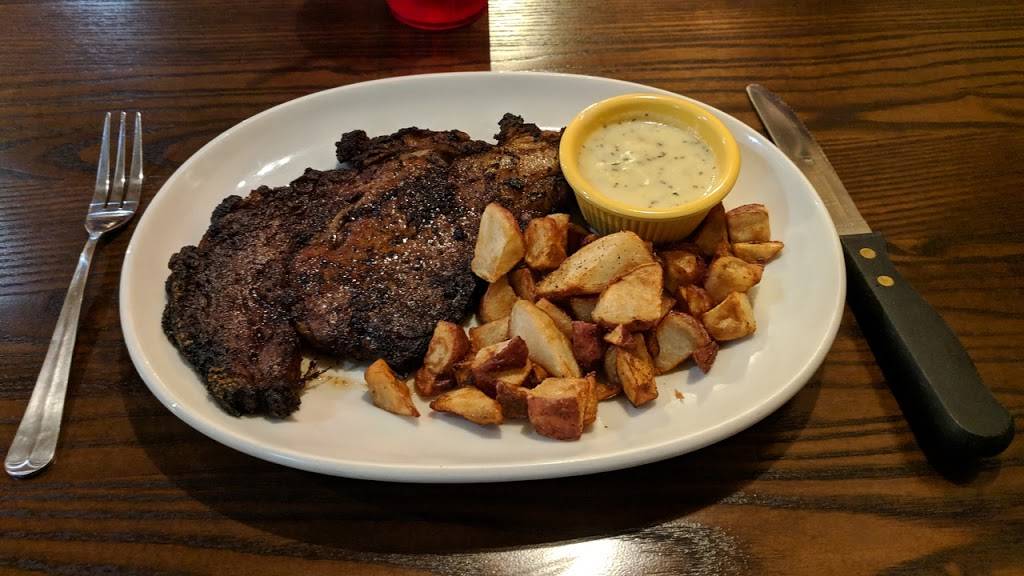 Brass Lantern | restaurant | 2290 Pulaski Hwy, Lawrenceburg, TN 38464, USA | 9317620474 OR +1 931-762-0474