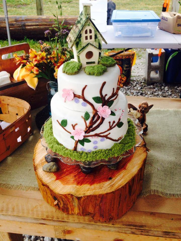 The Bee | bakery | 6740 Woodland Blvd a, Hickman, NE 68372, USA | 4027923437 OR +1 402-792-3437