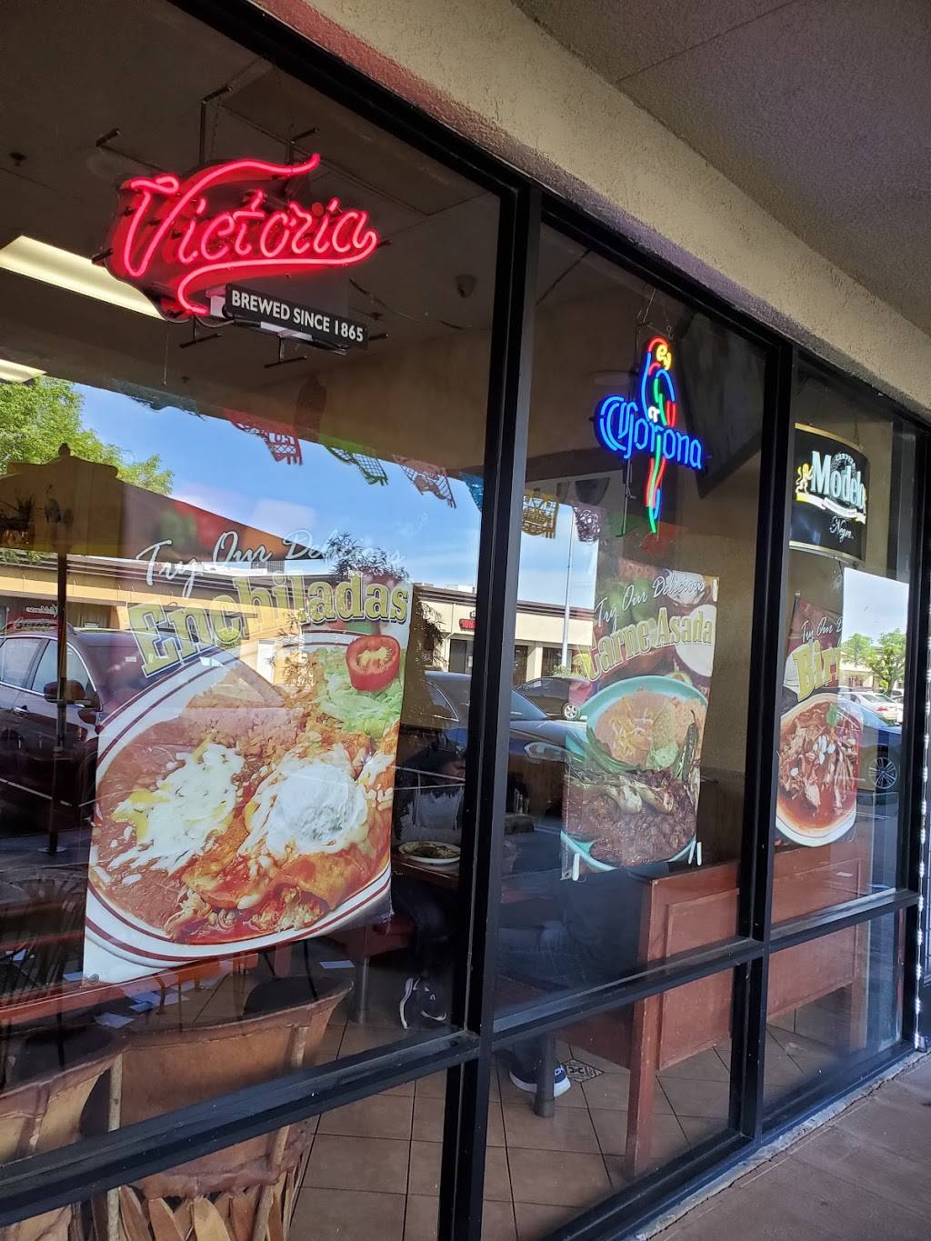 La Favorita Taqueria | restaurant | 3023 W Capitol Ave, West Sacramento, CA 95691, USA | 9163727232 OR +1 916-372-7232