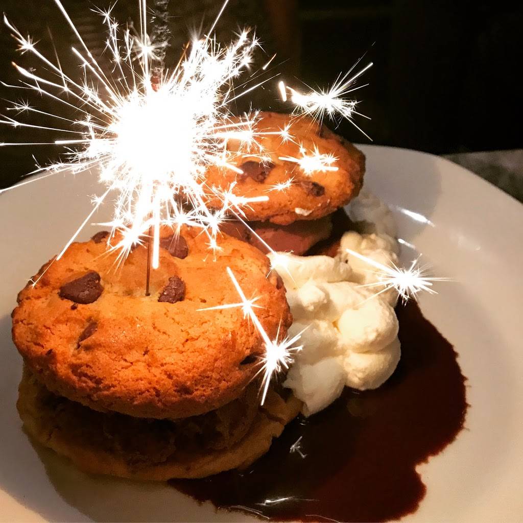 Tala Bistro | restaurant | 4024, 626 New Loudon Rd, Latham, NY 12110, USA | 5184868252 OR +1 518-486-8252