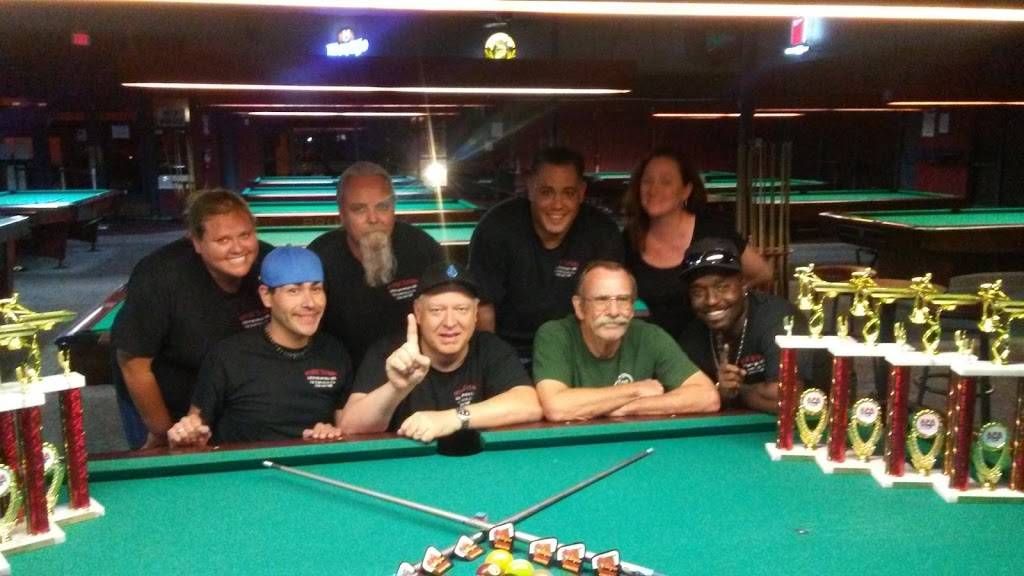 Stix Billiards Sports & Grill | restaurant | 7985 Vineyard Ave, Rancho Cucamonga, CA 91730, USA | 9099895020 OR +1 909-989-5020