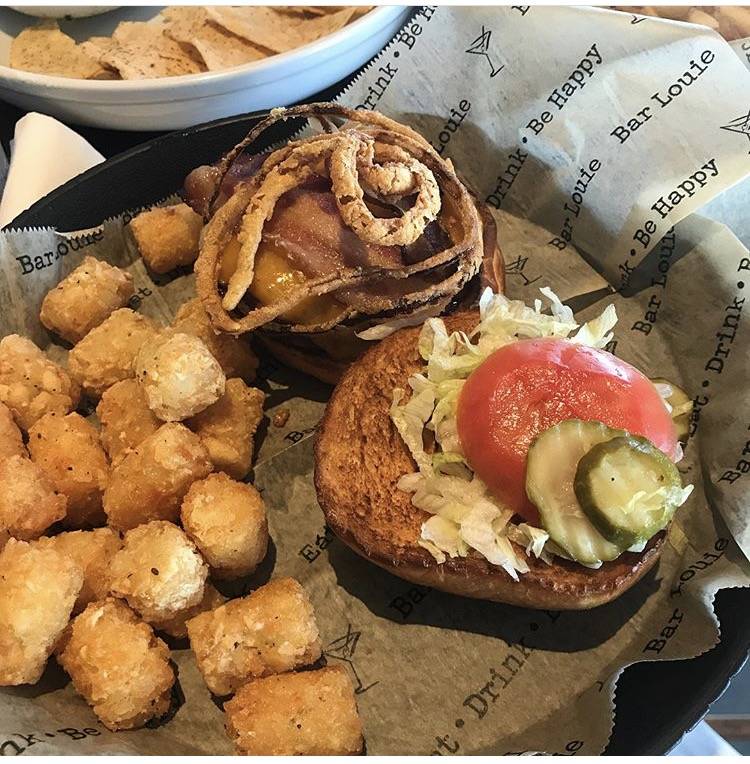 Bar Louie | night club | 1117 Woodruff Rd Suite A, Greenville, SC 29607, USA | 8644044140 OR +1 864-404-4140