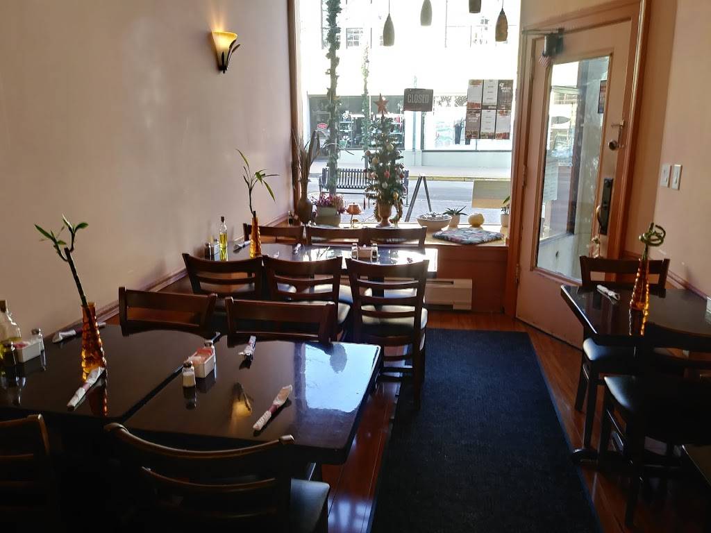 Montclair Falafel | restaurant | 16 Church St, Montclair, NJ 07042, USA | 9737440300 OR +1 973-744-0300