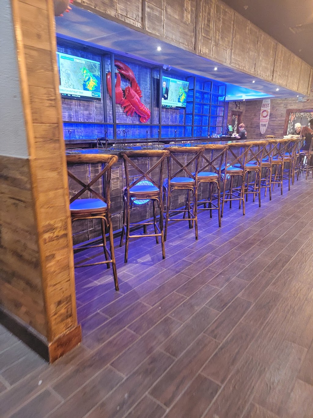 Hungry Crab | restaurant | 114 Golden Isles Plaza, Brunswick, GA 31520, USA | 9124563037 OR +1 912-456-3037